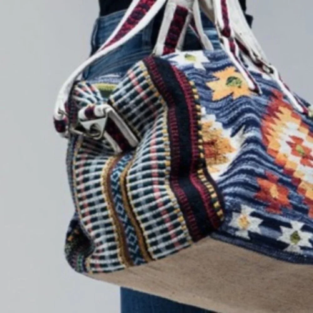 NEW Navajo Aztec Woven Weekender Duffle Bag - Picture 6 of 8